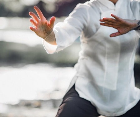 Medita practicando Tai Chi