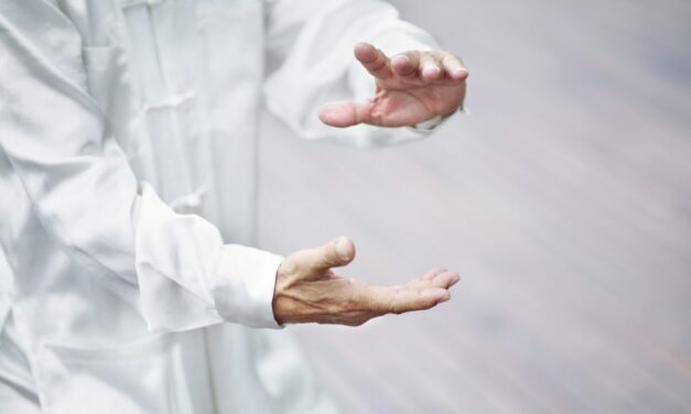 Practica Tai chi para mejorar la salud
